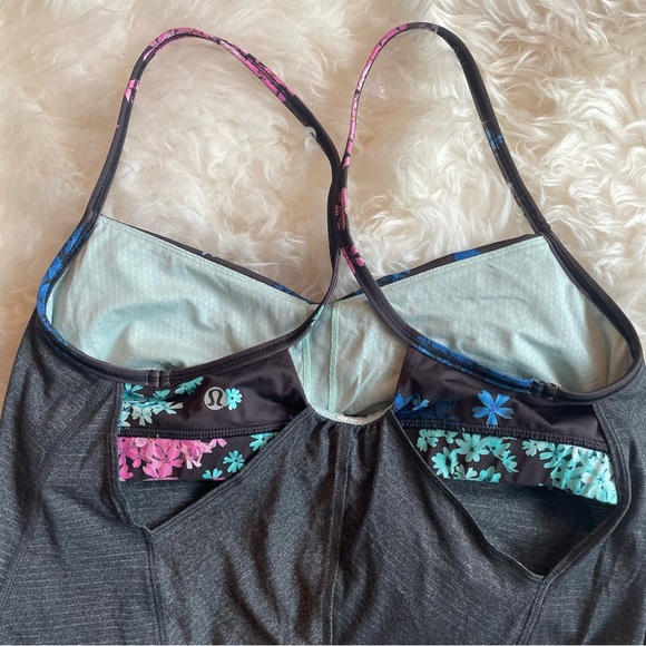 Lululemon old school layered yoga top with built in bra. Size 10. Like New. - Picture 4 of 4